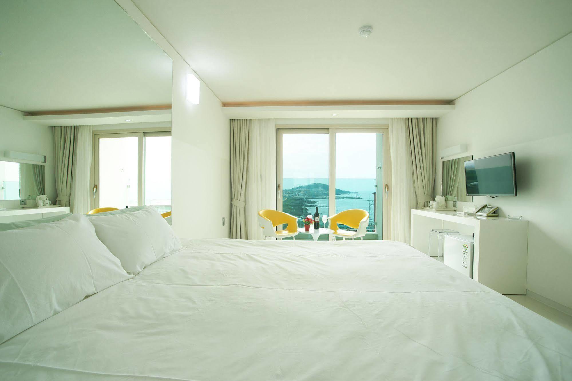 Hotel Ciel Bleu Чеджудо Экстерьер фото